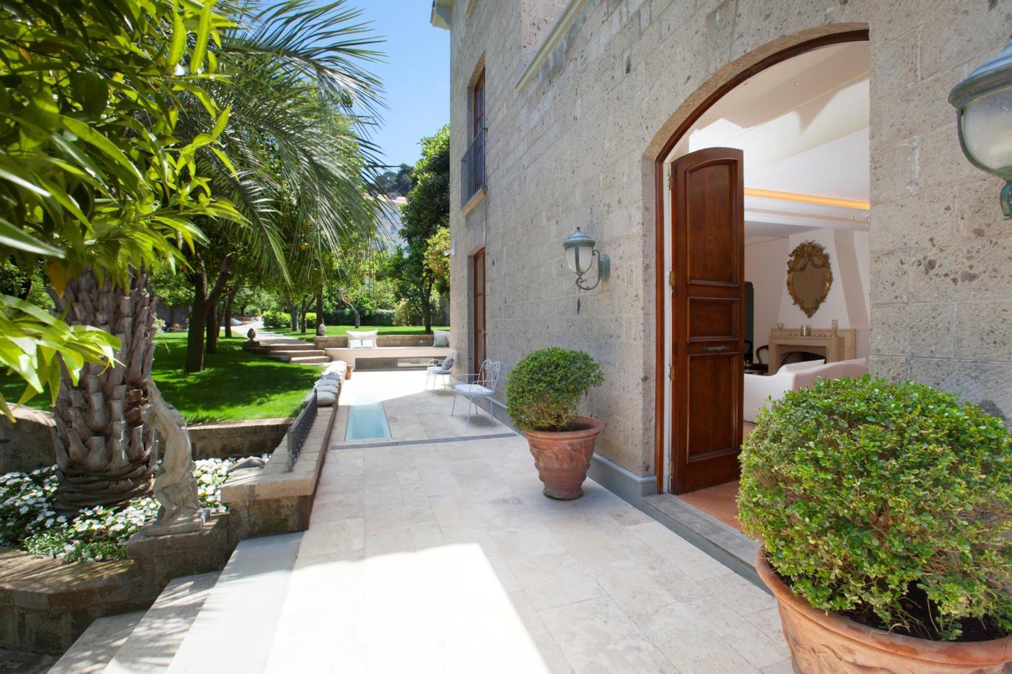 Amore Rentals - Villa Ebe Sorrento Bagian luar foto