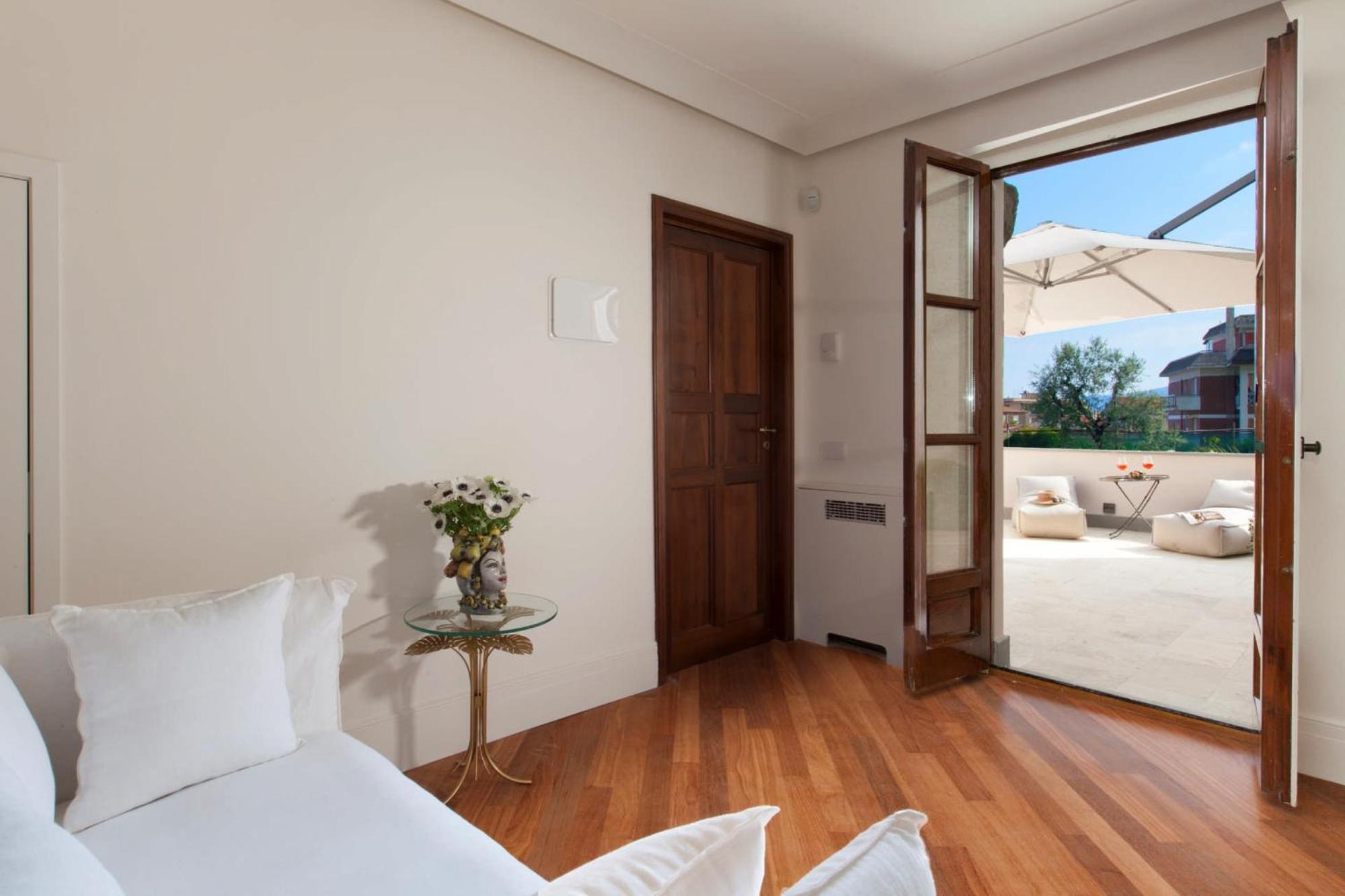 Amore Rentals - Villa Ebe Sorrento Bagian luar foto
