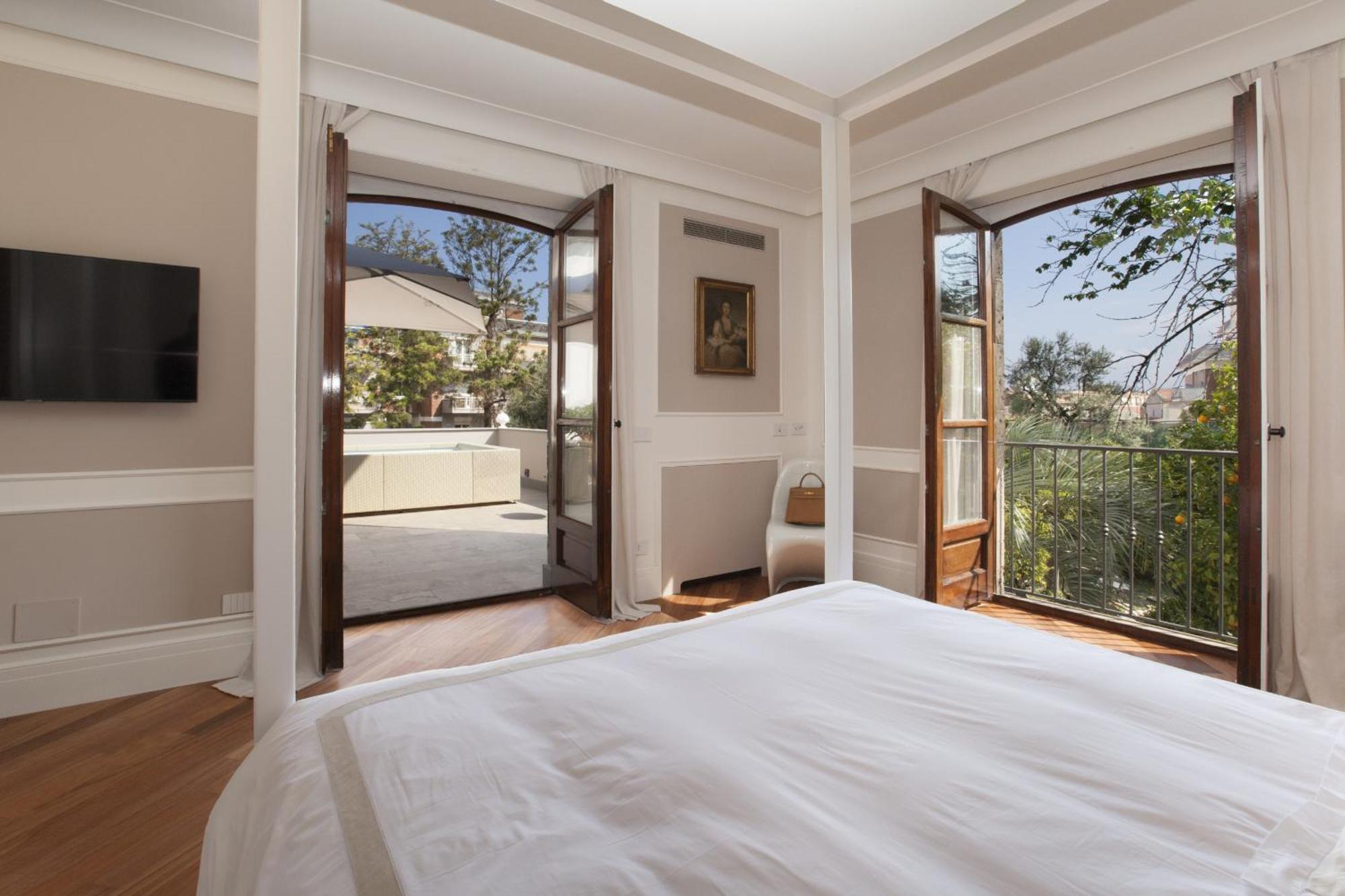 Amore Rentals - Villa Ebe Sorrento Bagian luar foto