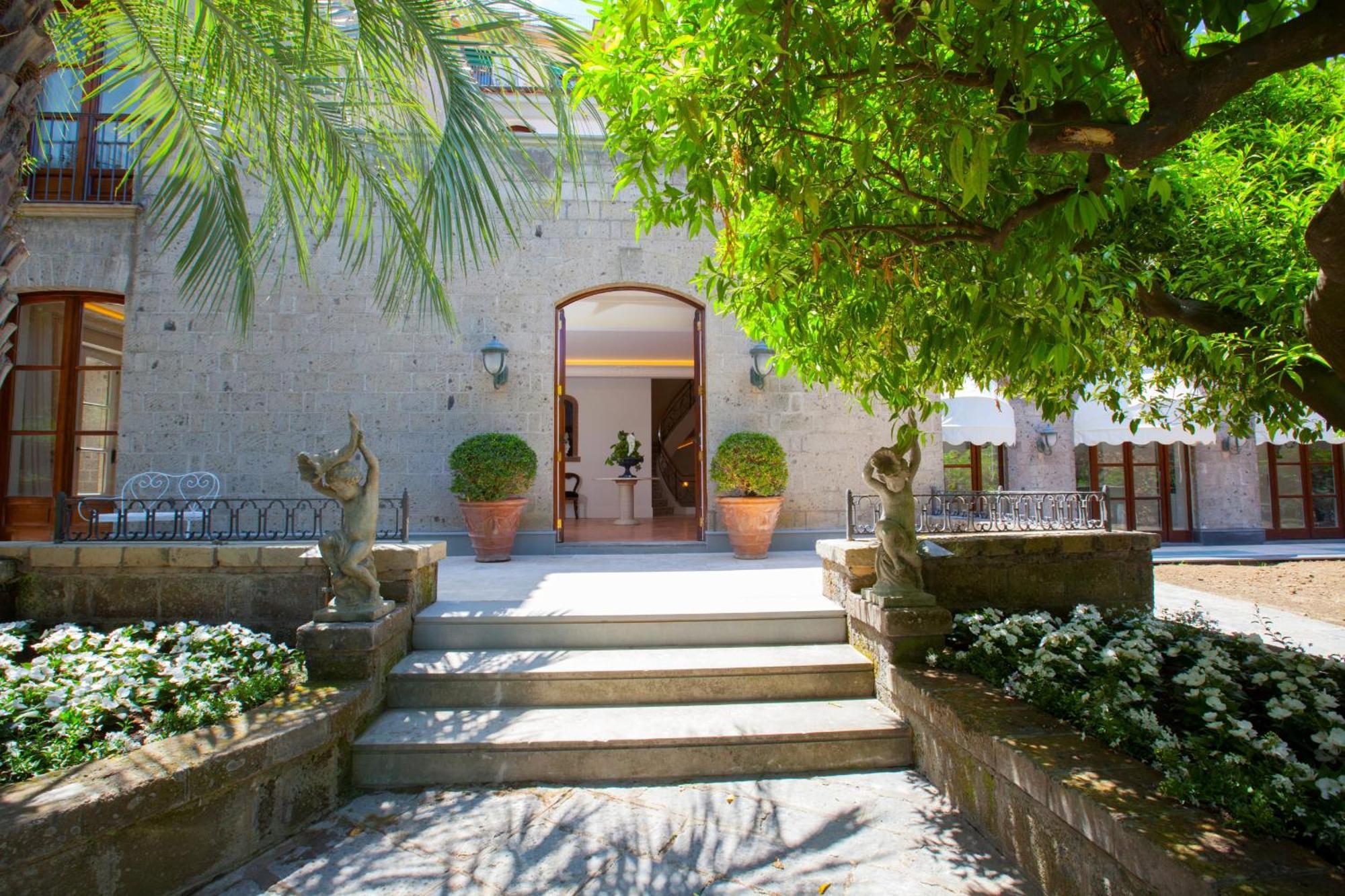 Amore Rentals - Villa Ebe Sorrento Bagian luar foto