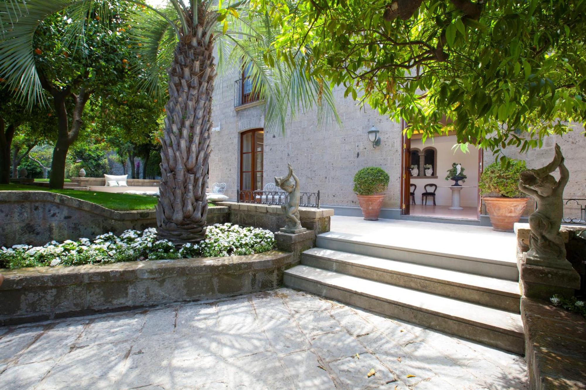 Amore Rentals - Villa Ebe Sorrento Bagian luar foto